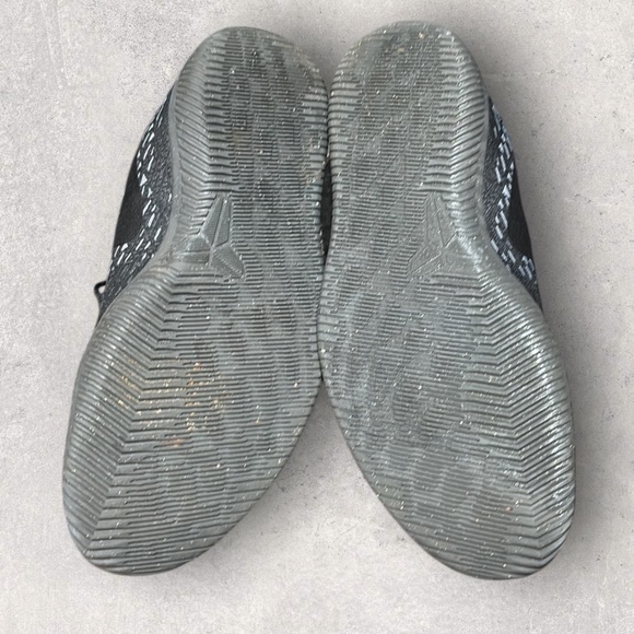 Size 11 - Nike Mamba Instinct EP Gray - Picture 8 of 8